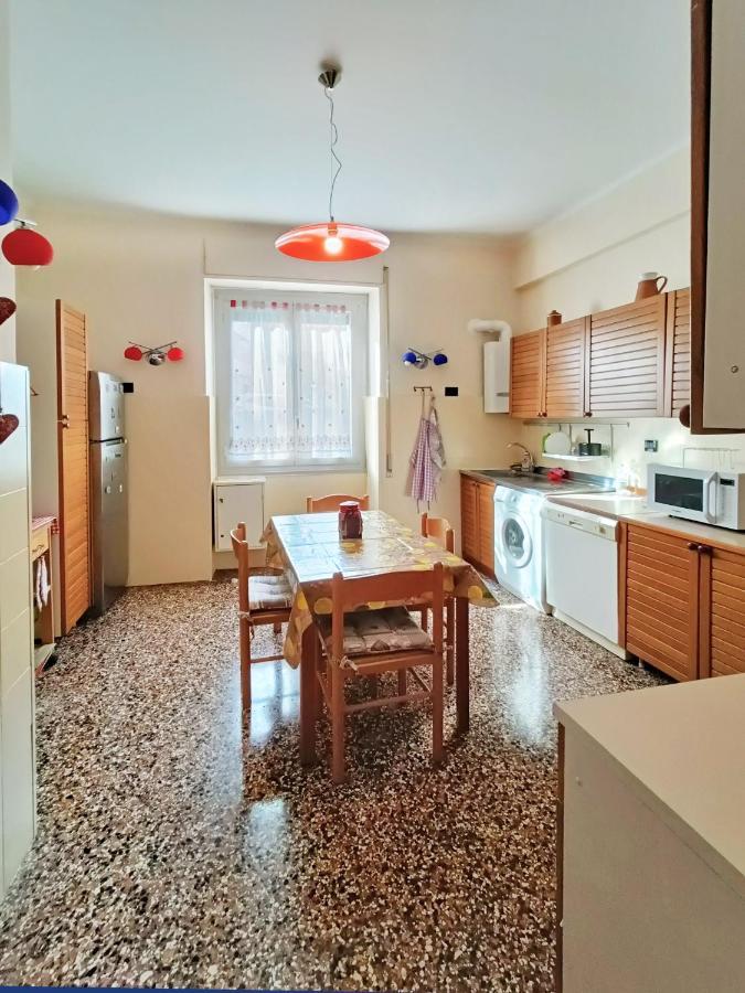 San Martino Appartament Con Parcheggio Privato เจนัว ภายนอก รูปภาพ
