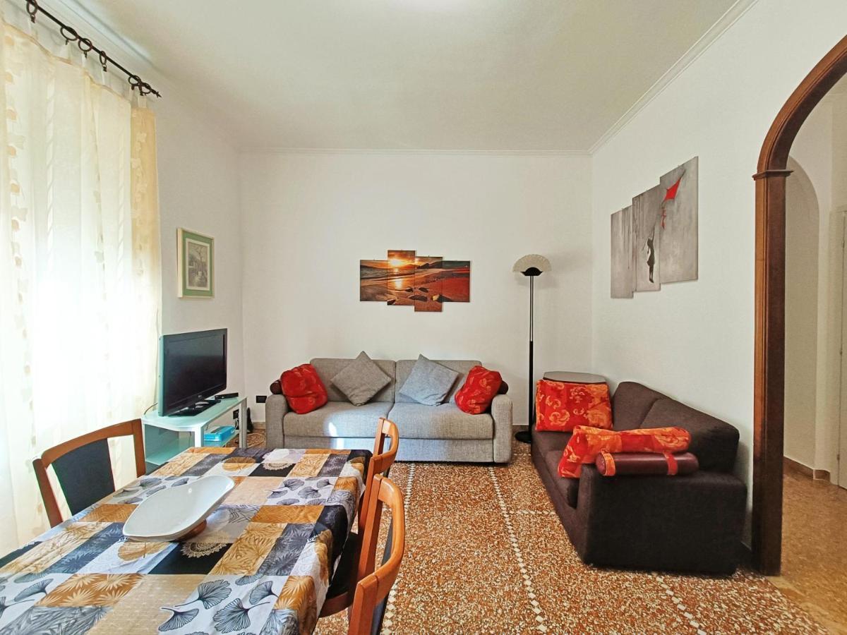 San Martino Appartament Con Parcheggio Privato เจนัว ภายนอก รูปภาพ