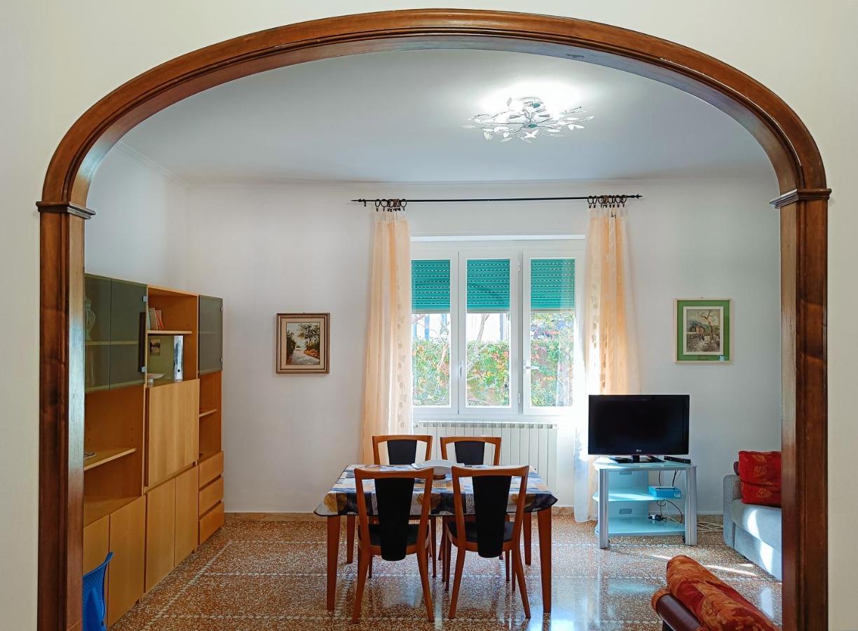 San Martino Appartament Con Parcheggio Privato เจนัว ภายนอก รูปภาพ
